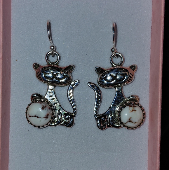 Sterling Silver Cat Earrings With Wild Horse Jasper Stones - Picture 4 of 5